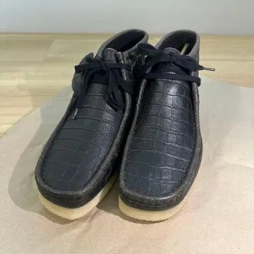 크로커다일풍 하이컷 신발