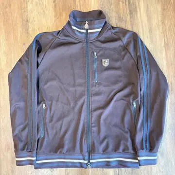 Ikka 브라운 스트라이프 풀 집업 저지