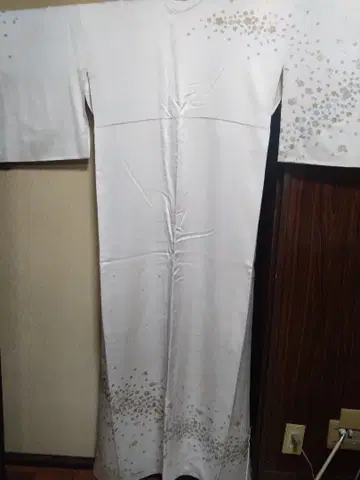 호몬기 화이트 순수 실크 금은 꽃과 별 무늬 리메이크