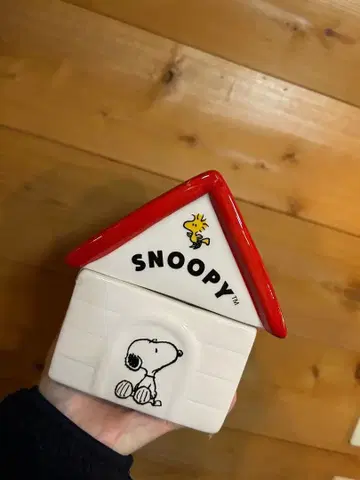 스누피 pottery house