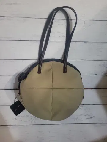 [미사용 새상품] kawa-kawa 서클 지퍼 토트 원형