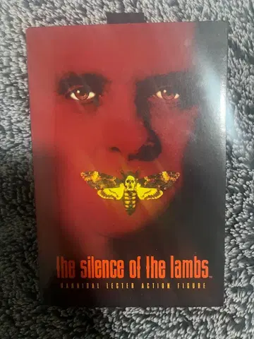 NECA 한니발 렉터 액션 피규어