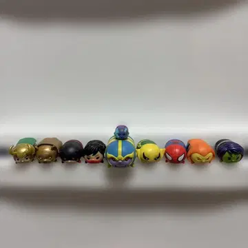 마블 피규어 세트와 스파이더맨