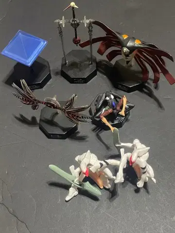 에반게리온 피규어 세트 사도의 형태 hg 가챠