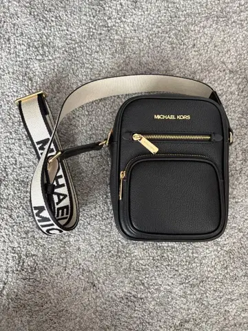 MICHAEL KORS 크로스 바디 미디엄 [미사용 새상품]