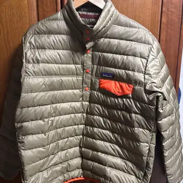 파타고니아 다운 스냅T 풀오버 M 사이즈