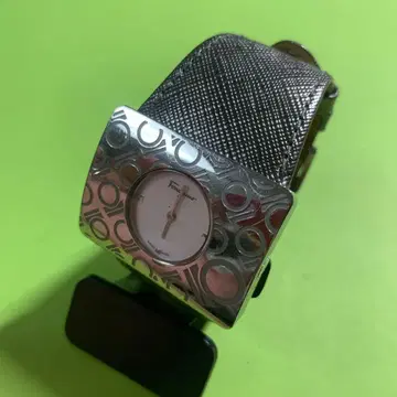 Ferragamo 페라가모 손목시계 F65 스퀘어 남성용 배터리 방전