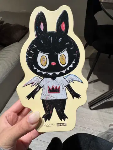 POP MART x GODIVA 콜라보 캔