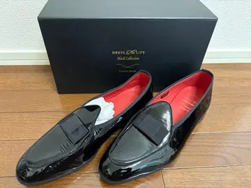 DRESS YOUR LIFE 블랙 컬렉션 로퍼