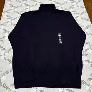 UNIQLO 캐시미어 터틀넥 스웨터 새상품