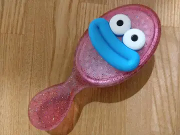 프라이스 한정판 소시지 립 몬스터 헤어 브러쉬 미사용 새상품