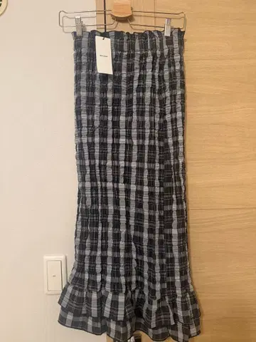 [ 미사용 새상품 ] MOUSSY 셔링 머메이드 스커트