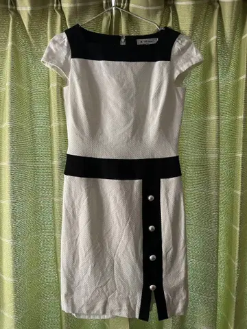 M'sGRACY 화이트와 블랙의 반팔 원피스