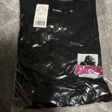 XLARGE 블랙 T셔츠 로고 프린트