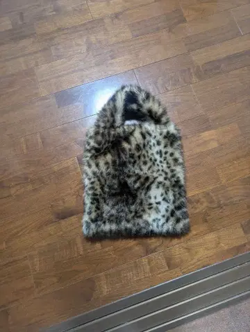 레오파드 무늬 퍼 백 안감 부착