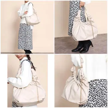 새상품 PECHINCHAR 2way 핸들 하프문 백