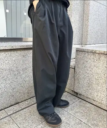 셀렉트 모카 턱 벌룬 와이드 팬츠 M