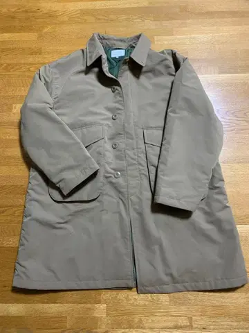 niko and - 충전솜 패치 스텐카라 코트 L