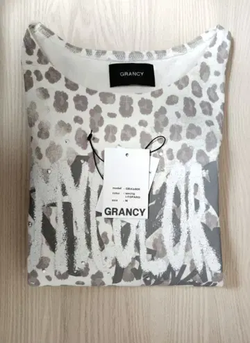 [ GRANCY ] 올 패턴 큐빅 그래픽 롱T M