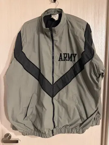 U.S. ARMY 나일론 트레이닝 자켓 그레이