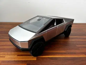 테슬라 미니카 Cybertruck 사이버트럭 1:18 TESLA