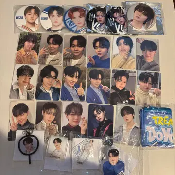 도영 묶음 판매 트레이딩 카드 캔뱃지 랜덤 토이