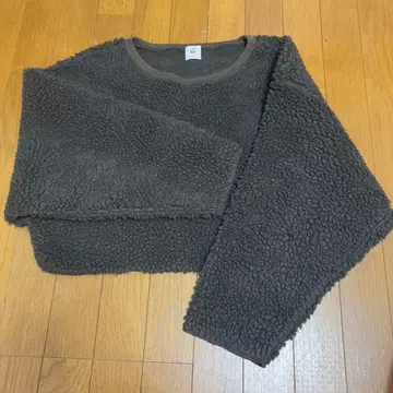 록 6 뷰티앤유스 플리스 풀오버