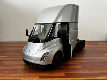 테슬라 미니카 Tesla Semi 테슬라 세미 1:24