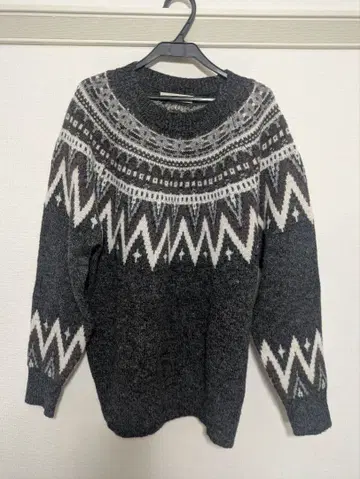 un dix cors 노르딕 무늬 니트 스웨터