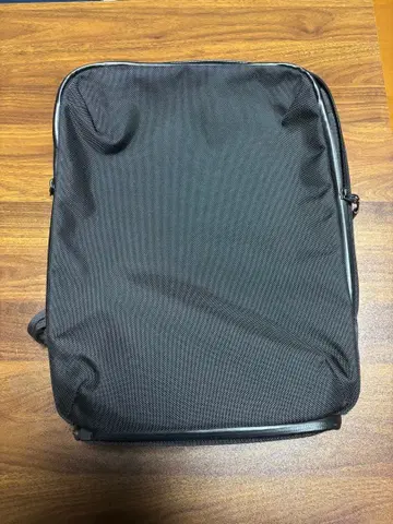 THE TOKYO TECHPACK 케이스 니트 백팩