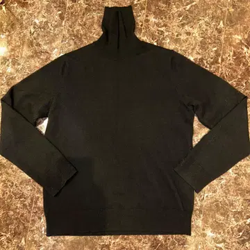 Tomorrowland 터틀넥