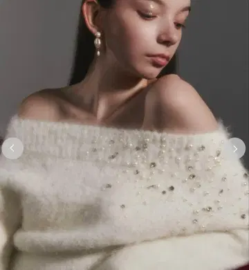 [ 신상 미사용 새상품 ] 프레이 아이디 알파카 샤기 비쥬 오프숄더 니트