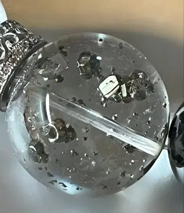 설날 세일 파이라이트 인 쿼츠 디자인 블레스