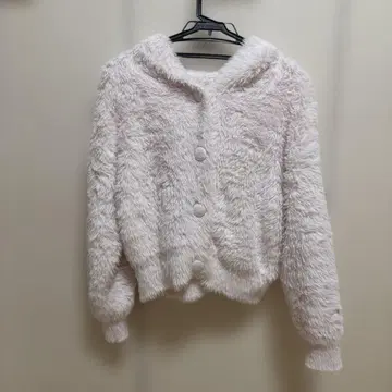 젤라피케 토끼 귀 가디건 토끼