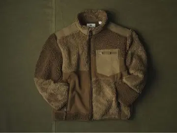 플리스 자켓 브라운 계열 패치워크