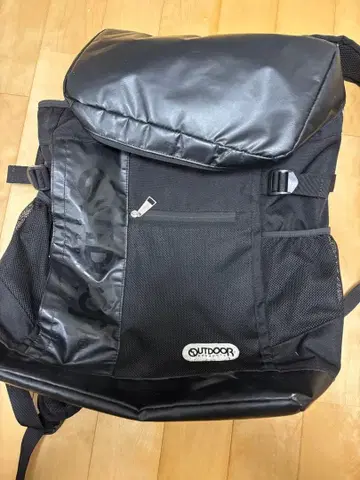 OUTDOOR 아웃도어 블랙 백팩