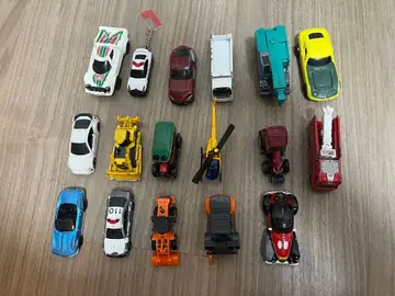 토미카 17대 세트 차량과 헬리콥터 박스 없음