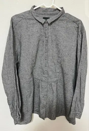 늑대와 올빼미 늑대와 천칭자리의 민디 하운드투스