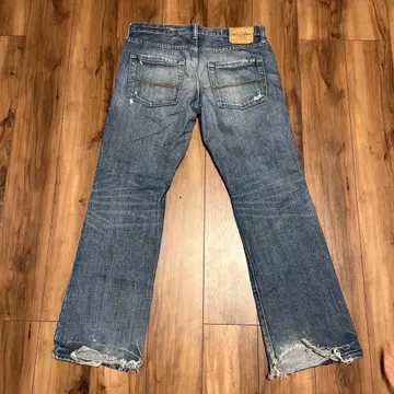 아바클로 로우라이즈 데미지 스트레이트 데님