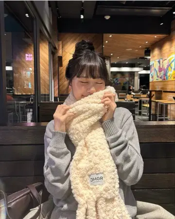 JHGR 제운짱 머플러 butter