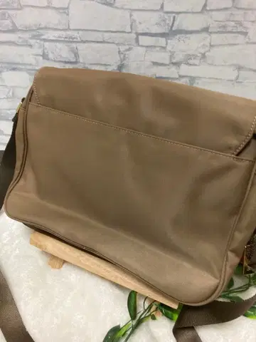 [새상품급] DAKS 베이지 나일론 숄더백