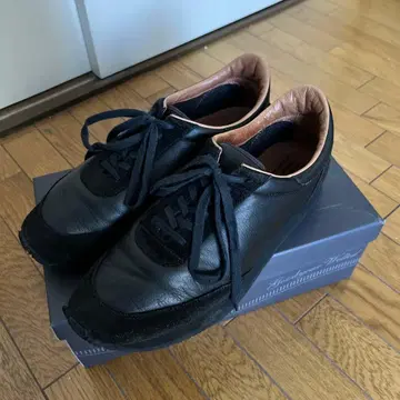 리프로덕션 오브 파운드 캐나디안 트레이너 가죽 블랙 41