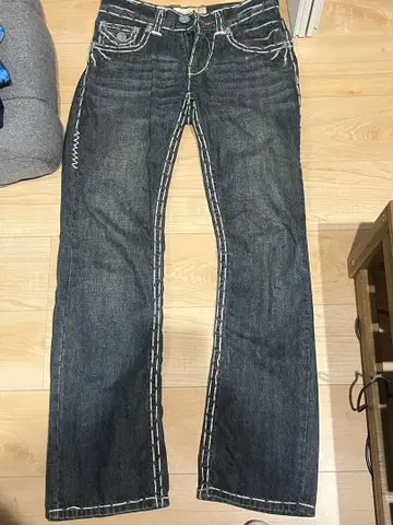 trueleligionst (트루릴리젼st) 스트레이트 플레어 데님