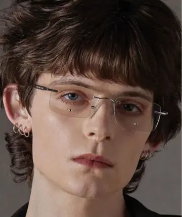 [ GRANCY ] 큐빅 디자인 무테 안경