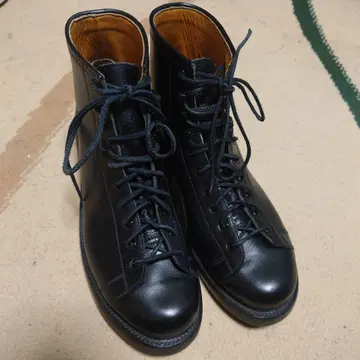 Yuketen 블랙 가죽 워크 부츠