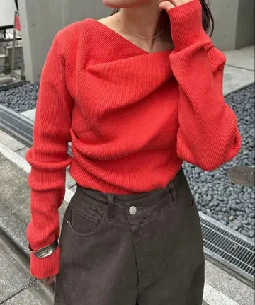 [ 새상품급 ] mystic 미스틱 오프숄더 립 니트 오렌지