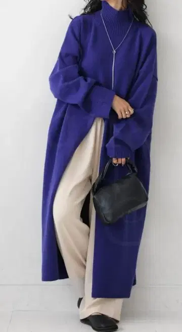 안티카 슬릿 하이넥 롱 원피스 롱 니트