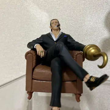 크로커다일 피규어