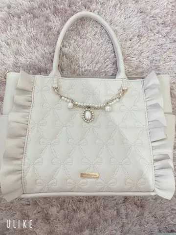 메종 드 플뢰르 참 포함 퀼팅 2Way 토트