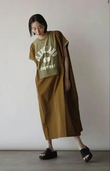 [ 미사용 새상품 ] 야마다야 RADIATE 원피스 카키